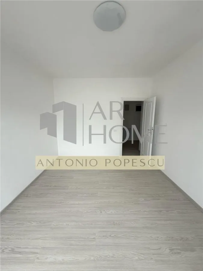 Apartament 2 camere, parcare proprie, Ploiesti, zona Albert. - foto 10