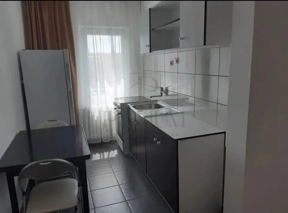 BUZIASULUI - APARTAMENT 1 CAMERA - mobilat, utilat, decomandat - foto 5