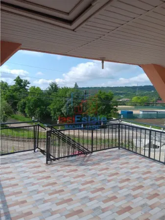 Casă 9 camere Carlig - poza 13