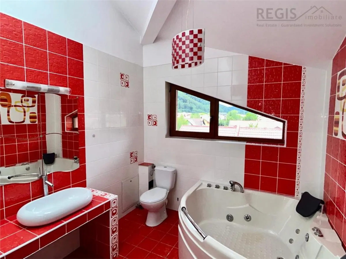 Vila de 6 camere , zona Bunloc - foto 15