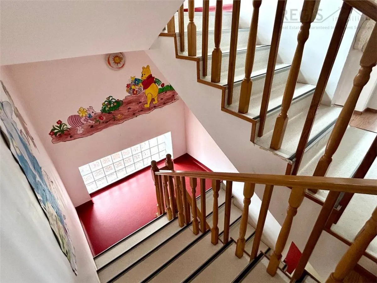 Vila de 6 camere , zona Bunloc - foto 20