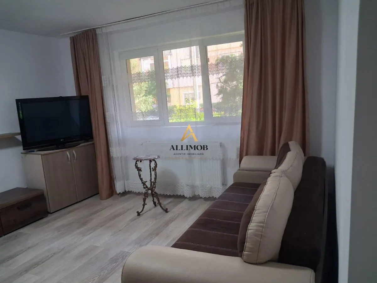 Apartament 2 camere in zona Micro 11 - foto 1