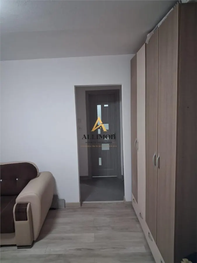 Apartament 2 camere in zona Micro 11 - foto 3