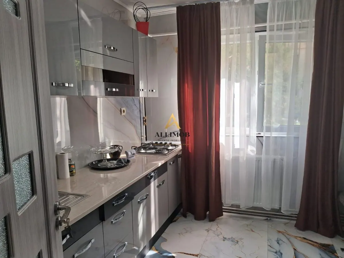 Apartament 2 camere in zona Micro 11 - foto 6