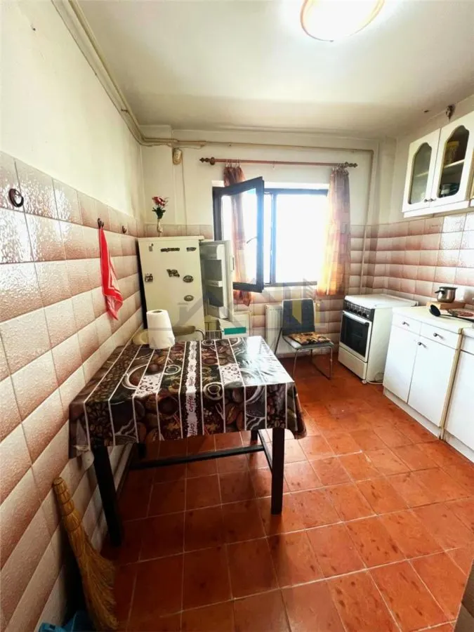 Apartament 2 camere conf 1 semidec zona Unirii Sud - foto 8