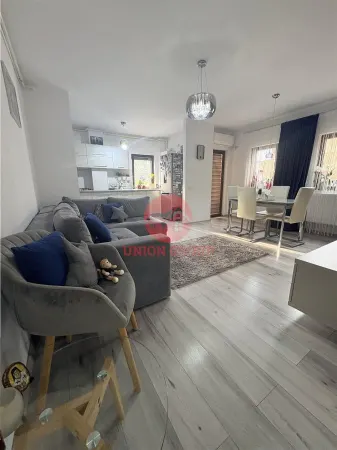 Apartament 3 camere Constanța - poza 1