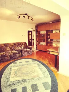 Apartament 3 camere , Parter , Str. Garoafei , jud B-N, Bistrita - Bistrita