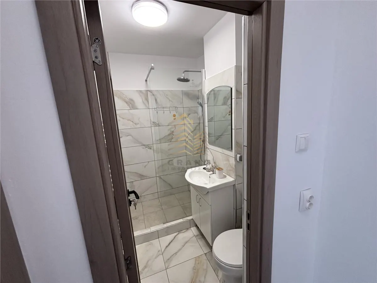 Apartament de vanzare - foto 4