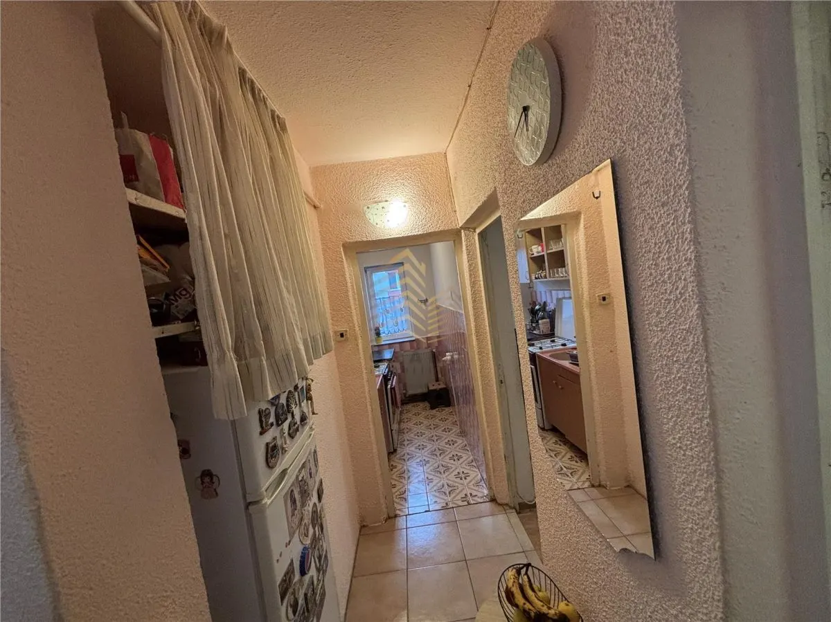 De vanzare apartament cu o camera - foto 1