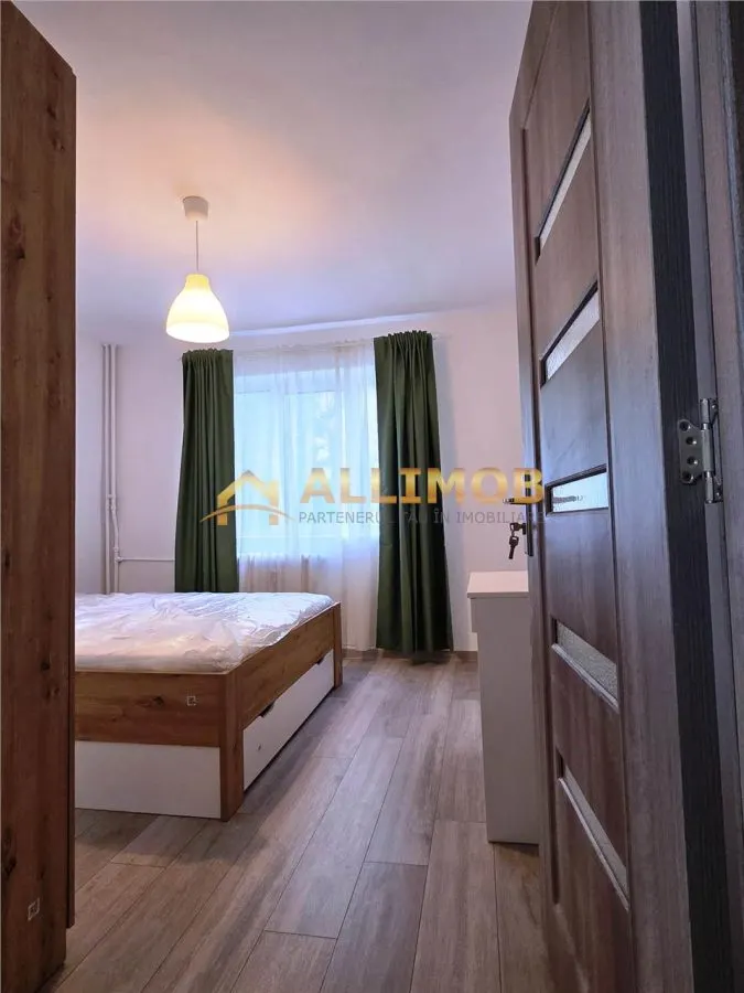 Apartament 2 camere renovat in Ploiesti, zona AFI - foto 8