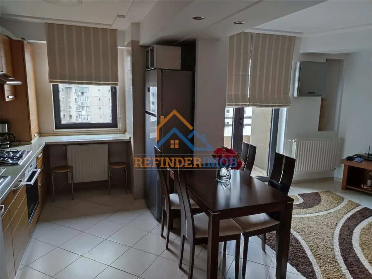 Apartament de vanzare cu 3 camere, zona Decebal - foto 10