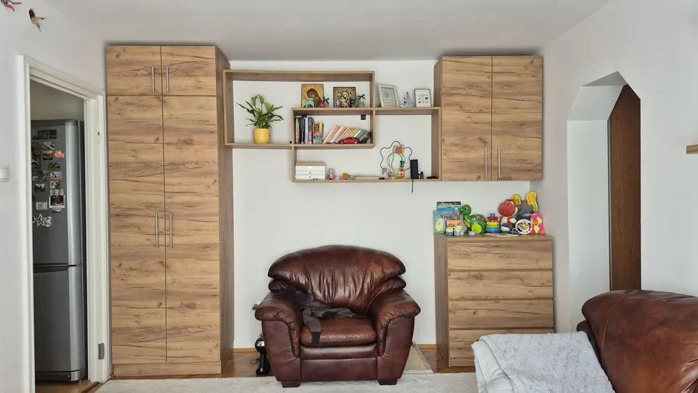 Apartament 2 camere Calea Bucuresti etajul 2 - foto 5