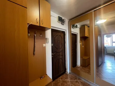 Apartament 2 camere, zona Vlahuta - foto 4