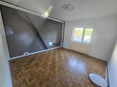 Apartament cu trei camere zona centrala Fagaras - foto 3