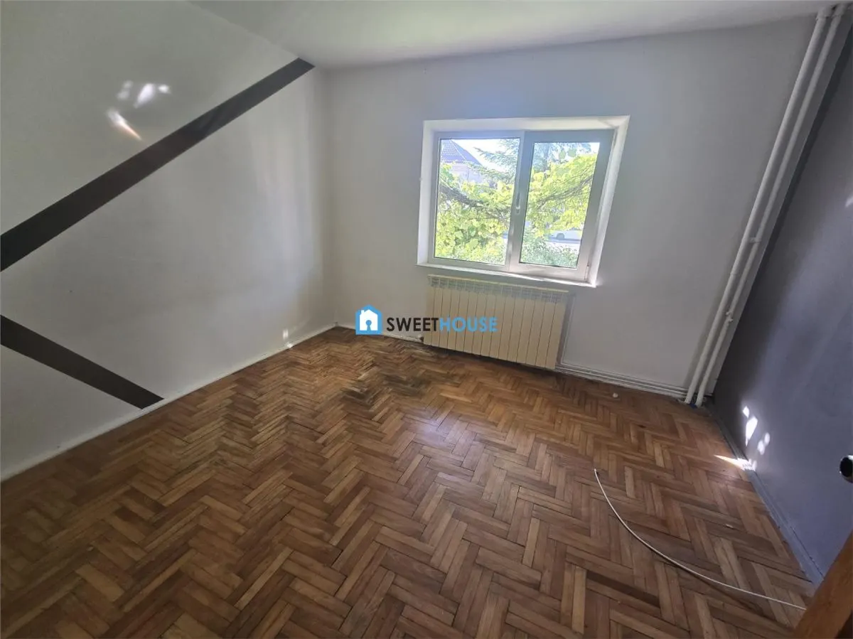 Apartament cu trei camere zona centrala Fagaras - foto 5