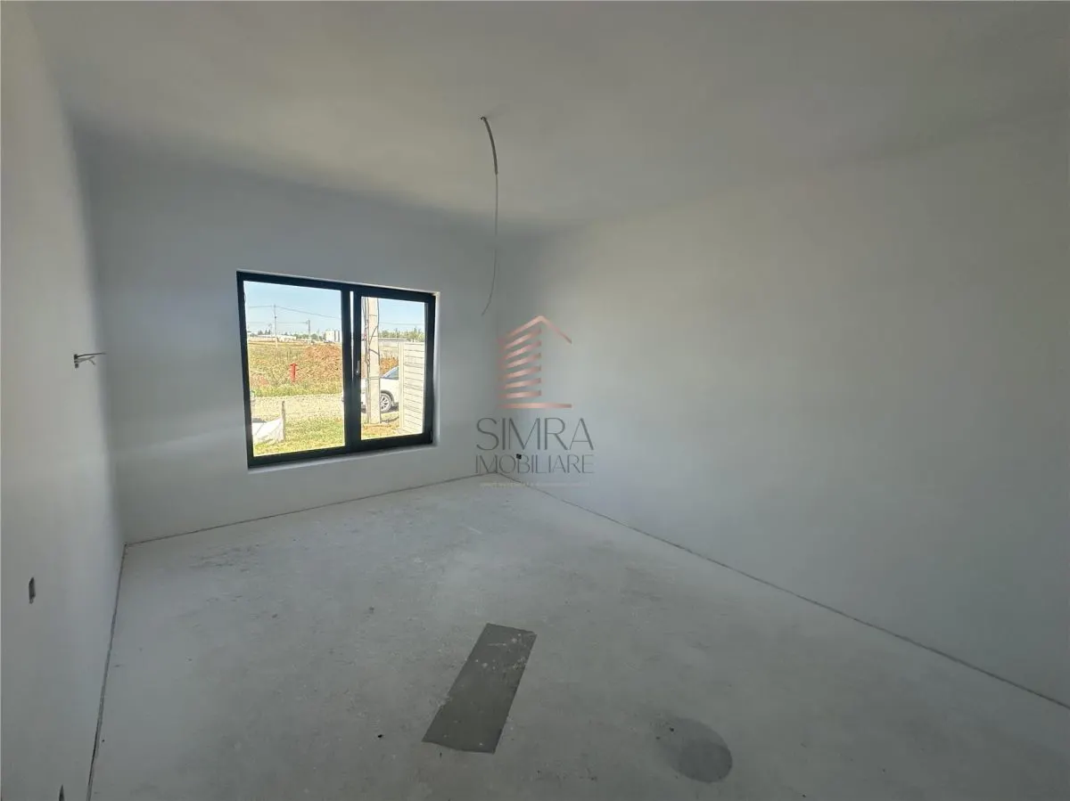 casa Santandrei cu panouri fotovoltaice, cu teren 550 mp - foto 4