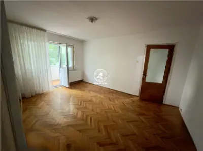 Apartament 3 camere Pacurari, et intermediar - Iasi