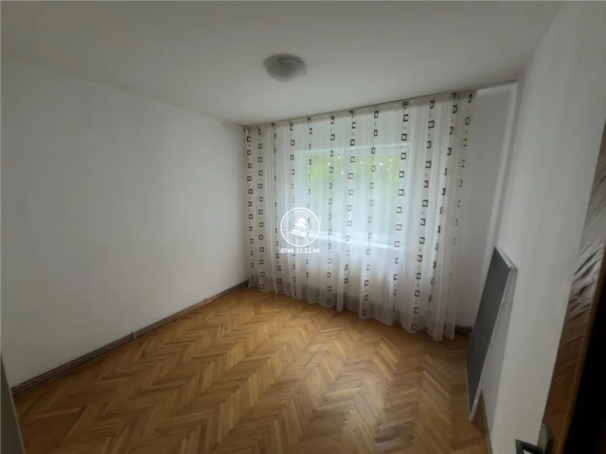 Apartament 3 camere Pacurari, et intermediar - foto 2