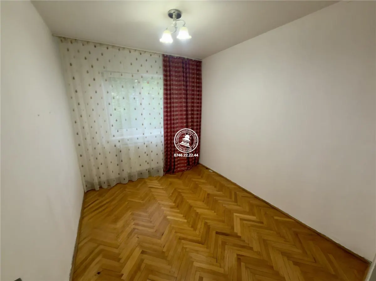 Apartament 3 camere Pacurari, et intermediar - foto 3