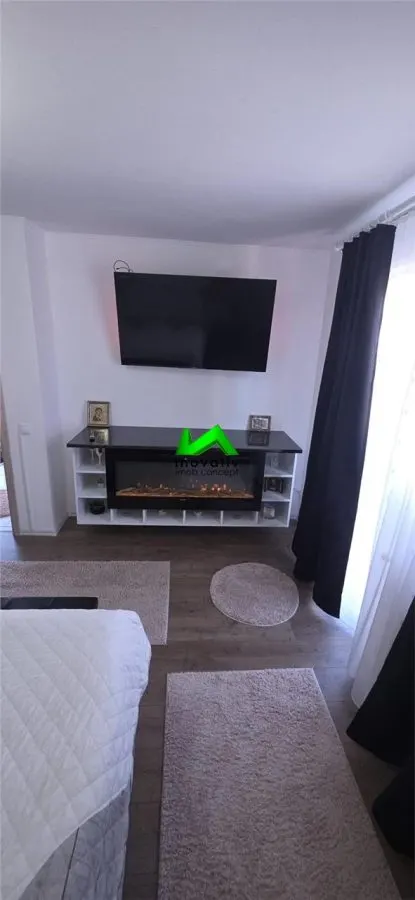 Casa individuala  de vanzare  4 camere Sibiu Selimbar - foto 1