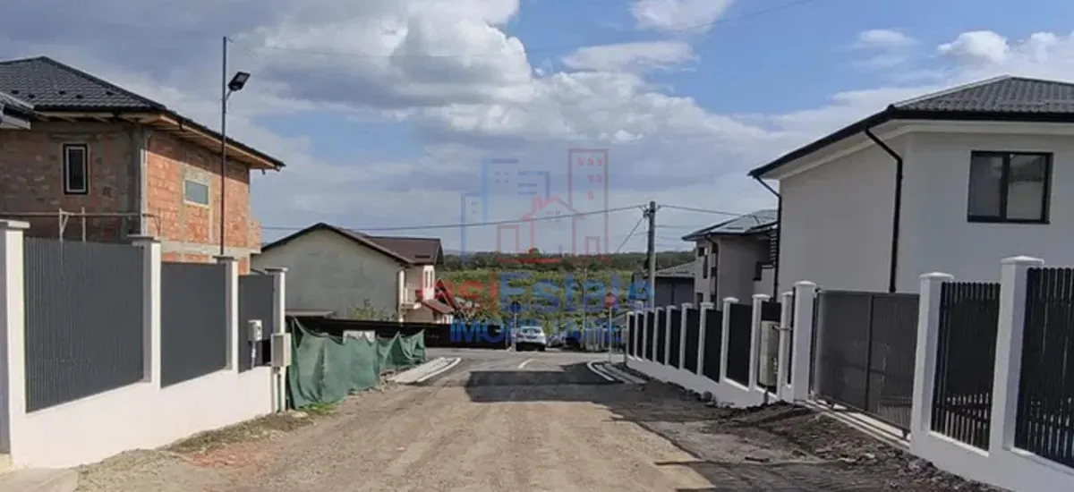 Ocazie! Valea Adanca str Vaii  TEREN 656mp  intravilan suprafata plana  2 loturi disponibile - foto 1
