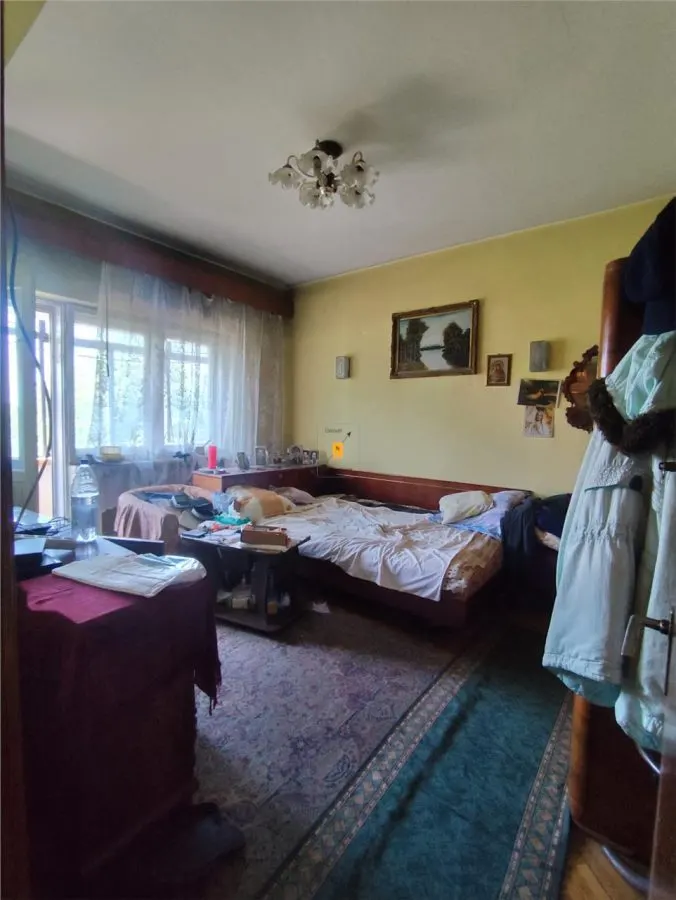 Apartament cu  3 camere zona Bobalna - foto 5