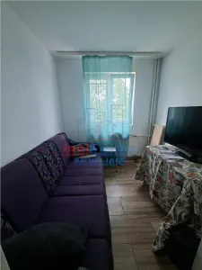 CAMERĂ MOBILATĂ ÎN PODU ROȘ Jumbo - foto 3
