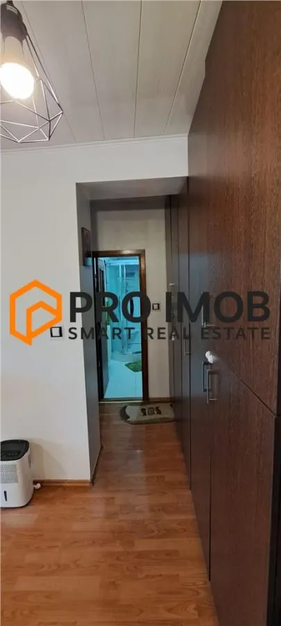 Apartament 4 camere cf 1 decomandat Zona Brosteni - foto 4