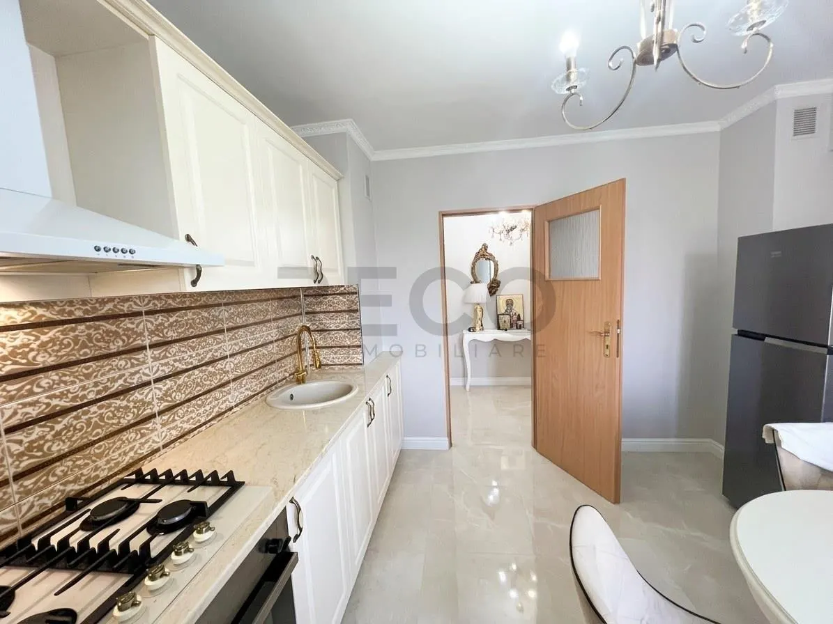 RECO, apartament decomandat,4 camere, bloc cu lift, Nufarul - foto 14