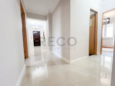 RECO, apartament decomandat,4 camere, bloc cu lift, Nufarul - foto 6