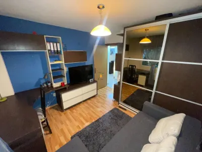 Inchiriere apartament  4  camere zona 9 Mai - Ploiesti