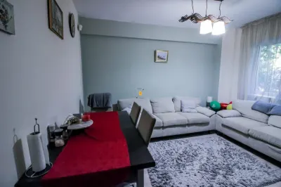 Inchiriere apartament  4  camere zona 9 Mai - foto 2