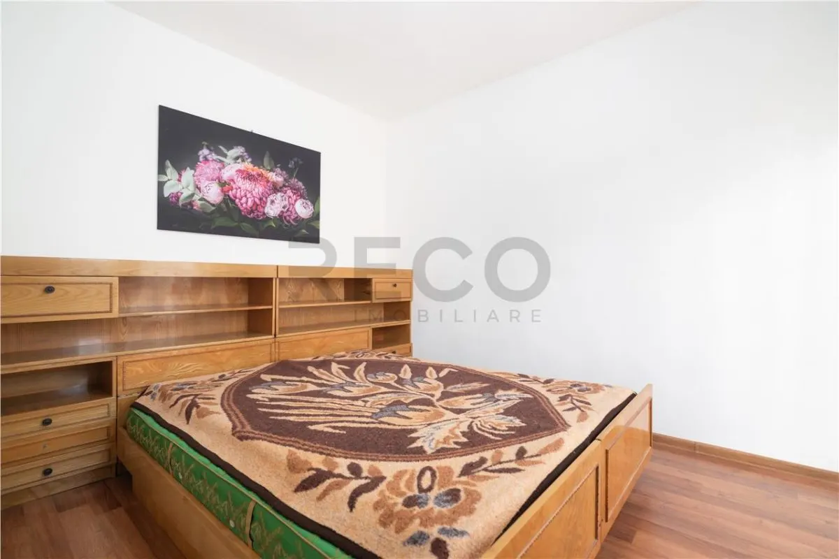 RECO Apartament 2 camere decomandat Rogerius etajul 3 - foto 11