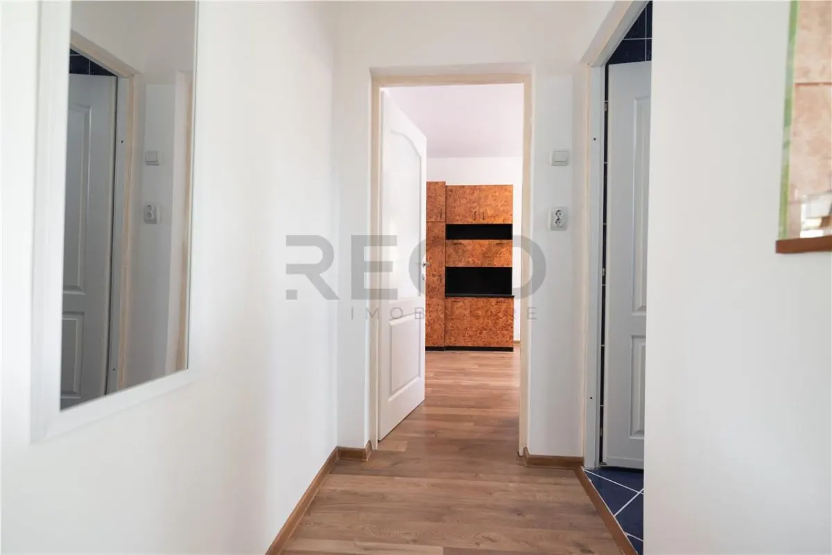 RECO Apartament 2 camere decomandat Rogerius etajul 3 - foto 12