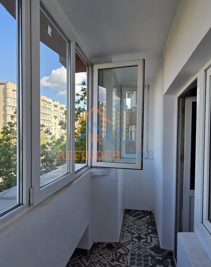 Apartament de vanzare cu 2 camere, zona Vitan - foto 12