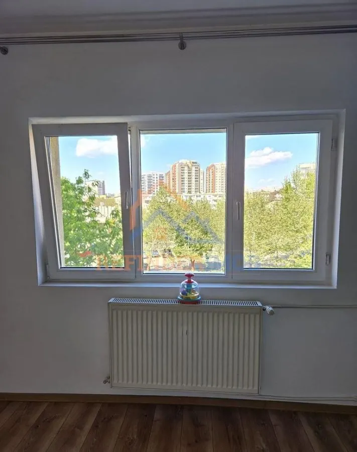 Apartament de vanzare cu 2 camere, zona Vitan - foto 4