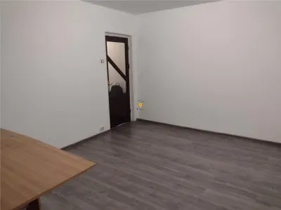Apartament 2 camere zona Vest - foto 9