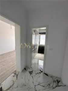 Vanzare apartament 2 camere - foto 4