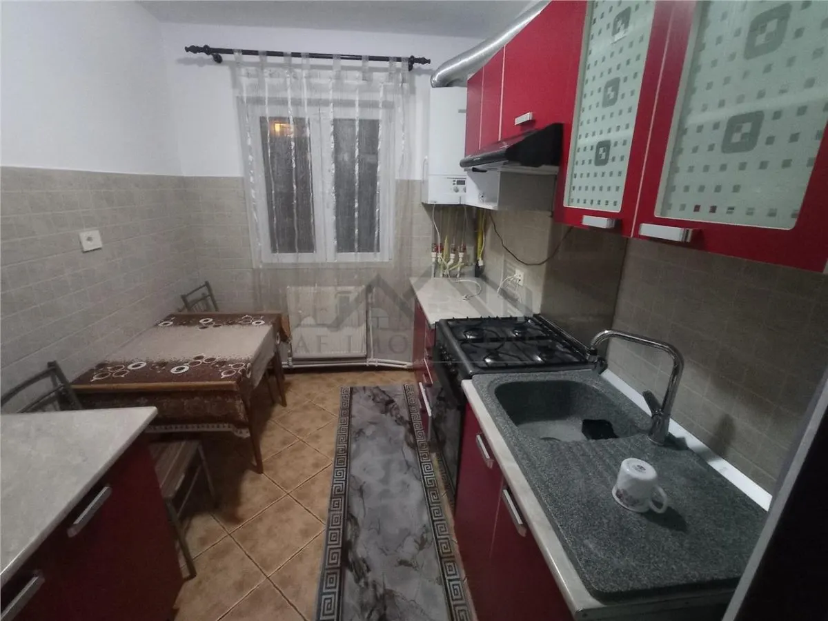 Podu Ros - langa Cresa si Scoala - Apartament 4 camere - foto 14