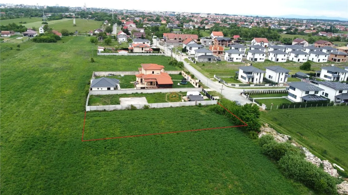 Loc de casa - 799 mÂ² pe strada Caprioarei | Satu Mare - foto 4