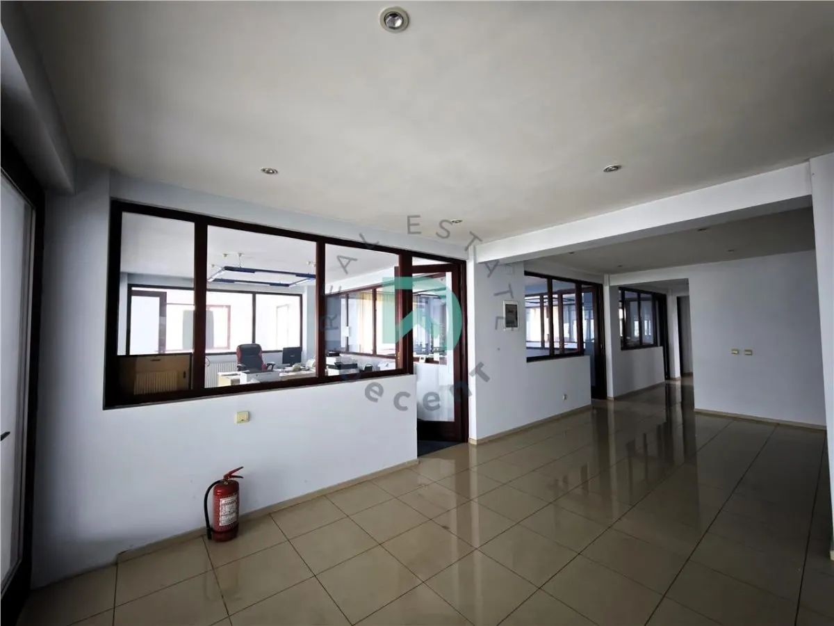 Spatiu comercial, showroom prezentare, 850 mp, Grivitei, Brasov - foto 4