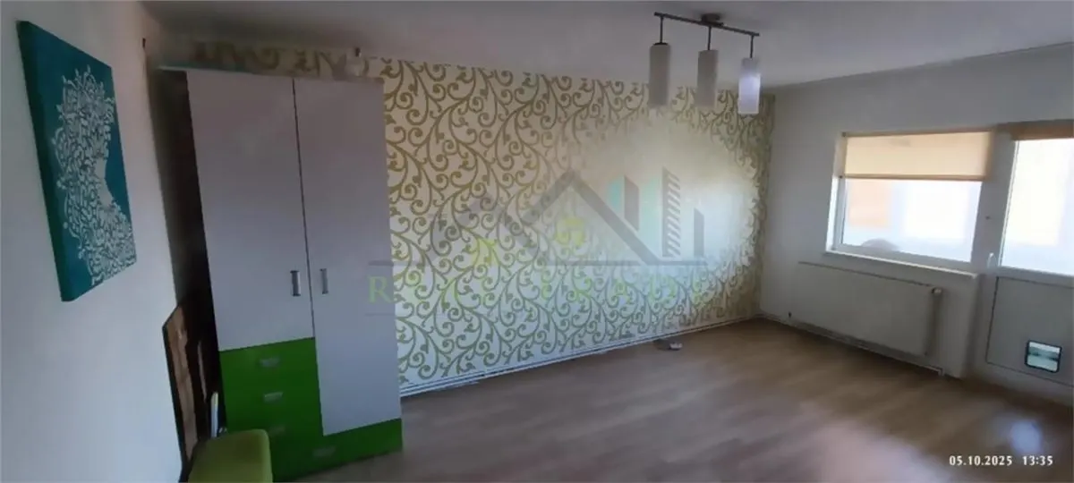 Apartament 3 camere, 2 bai zona Gemenii - foto 1