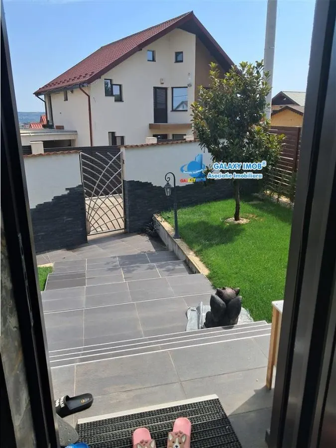 INCHIRIERE vila moderna P+E Tg Saptamanal Pitesti finisata si mobilata - foto 4