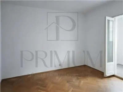 ARADULUI - APARTAMENT 1 CAMERA - etaj intermediar, centrala proprie - foto 1
