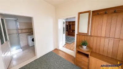 Casa cu spatiu comercial, 1.000mp teren anexe, areal Central, Reghin - foto 3