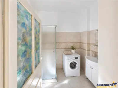 Casa cu spatiu comercial, 1.000mp teren anexe, areal Central, Reghin - foto 4