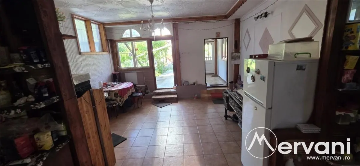 Casa de vanzare cu 5 camere în Mislea - foto 11