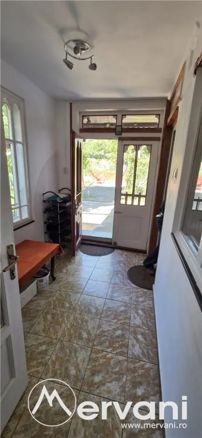 Casa de vanzare cu 5 camere în Mislea - foto 12