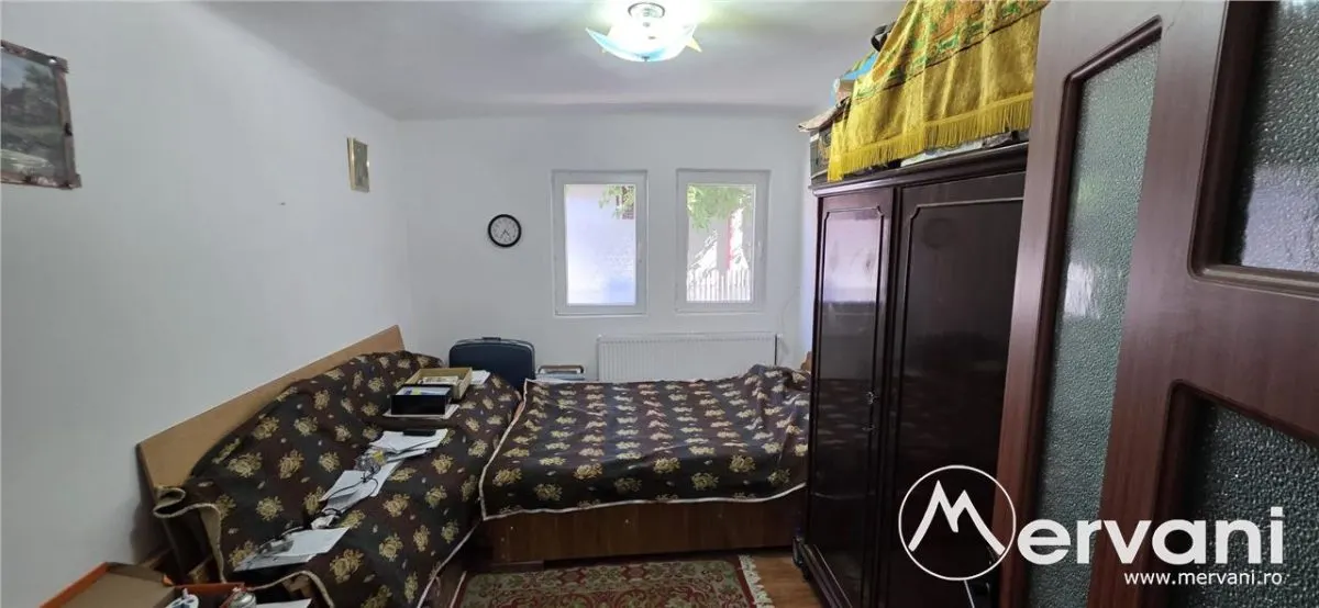Casa de vanzare cu 5 camere în Mislea - foto 14