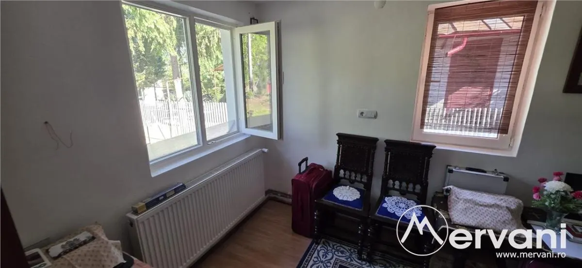 Casa de vanzare cu 5 camere în Mislea - foto 19